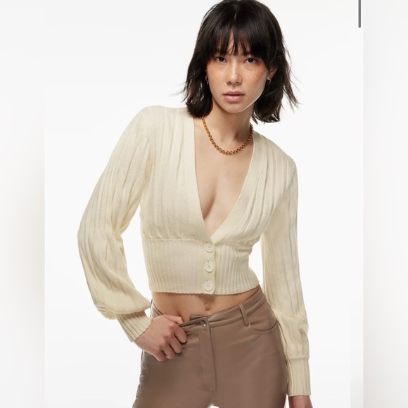 Aritzia Front Plunge Cardigan in XXS - Picture 1 of 6